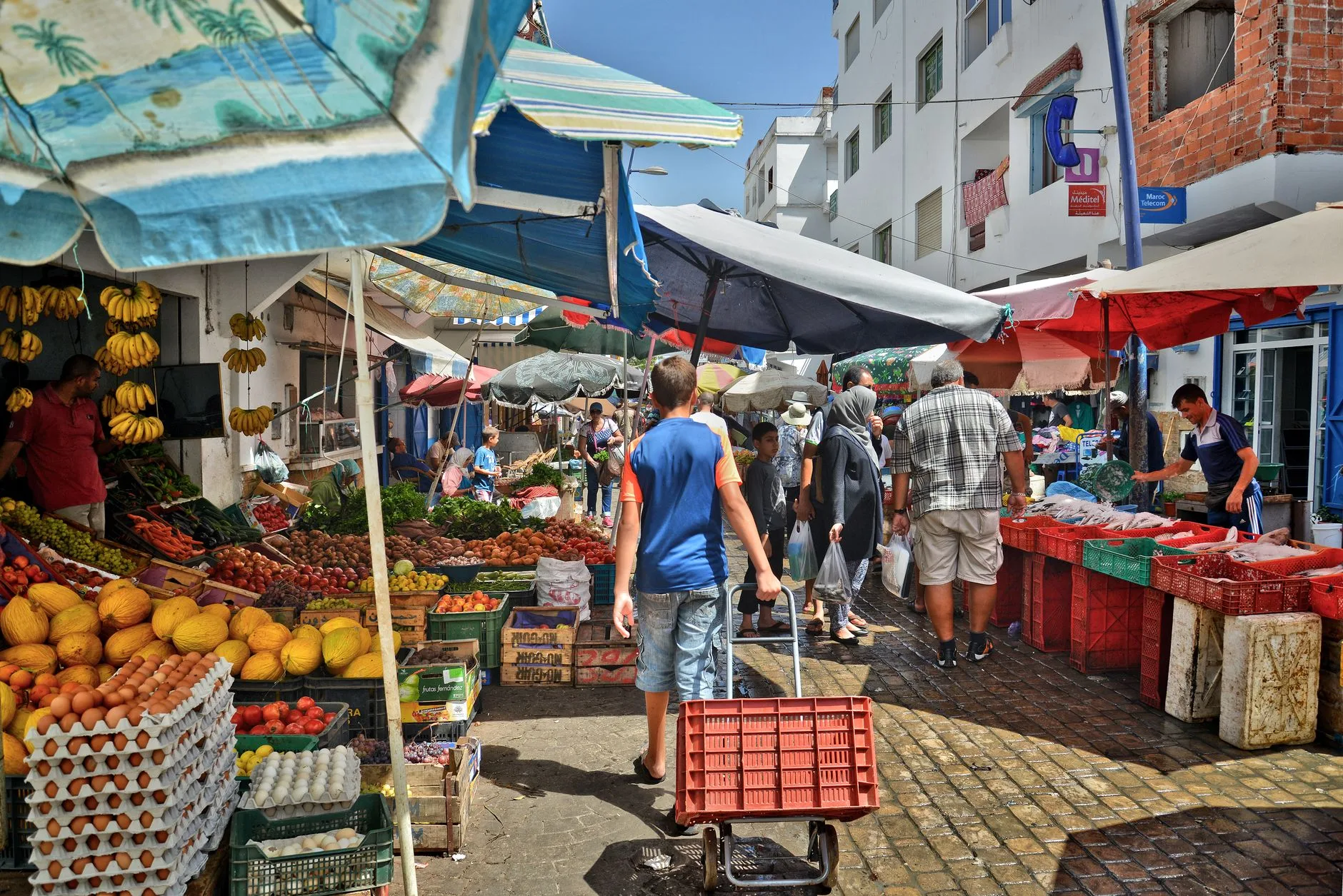Faire ses courses : marchés et supermarchés