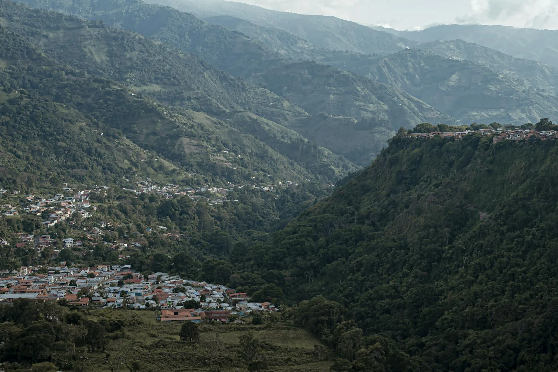 ️ Ribeira Brava — la capitale au fond du vallon